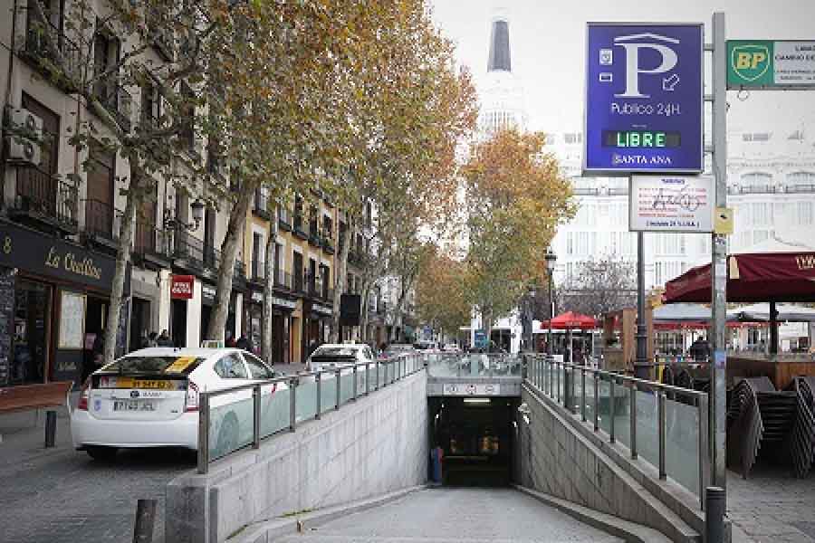 APARCAMIENTO PLAZA DE SANTA ANA