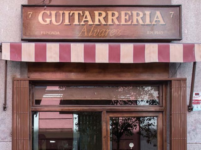 GUITARRAS J. ÁLVAREZ